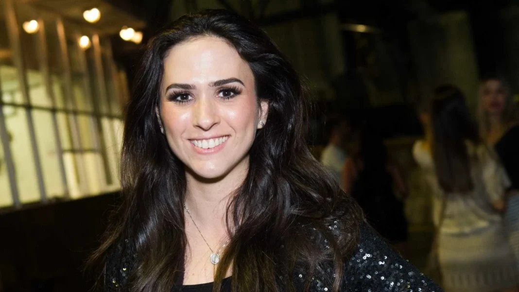 medo-de-aviao-faz-tata-werneck-viajar-apenas-na-companhia-de-um-medico medo-de-aviao-faz-tata-werneck-viajar-apenas-na-companhia-de-um-medico