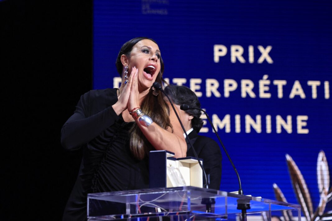 karla-sofia-gascon-se-desculpa-por-mensagens-ofensivas-apos-posts-serem-resgatados-nas-redes karla-sofia-gascon-se-desculpa-por-mensagens-ofensivas-apos-posts-serem-resgatados-nas-redes