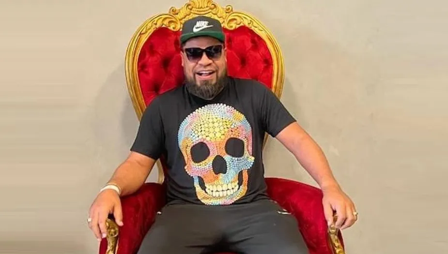 19cf2d902bab8ff1562e69472ec94138