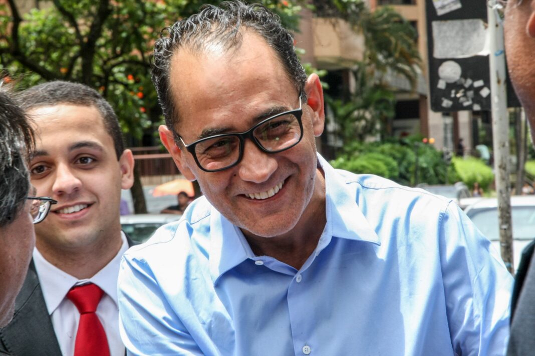 supremo-perdoa-ex-deputado-joao-paulo-cunha-de-pena-do-mensalao supremo-perdoa-ex-deputado-joao-paulo-cunha-de-pena-do-mensalao