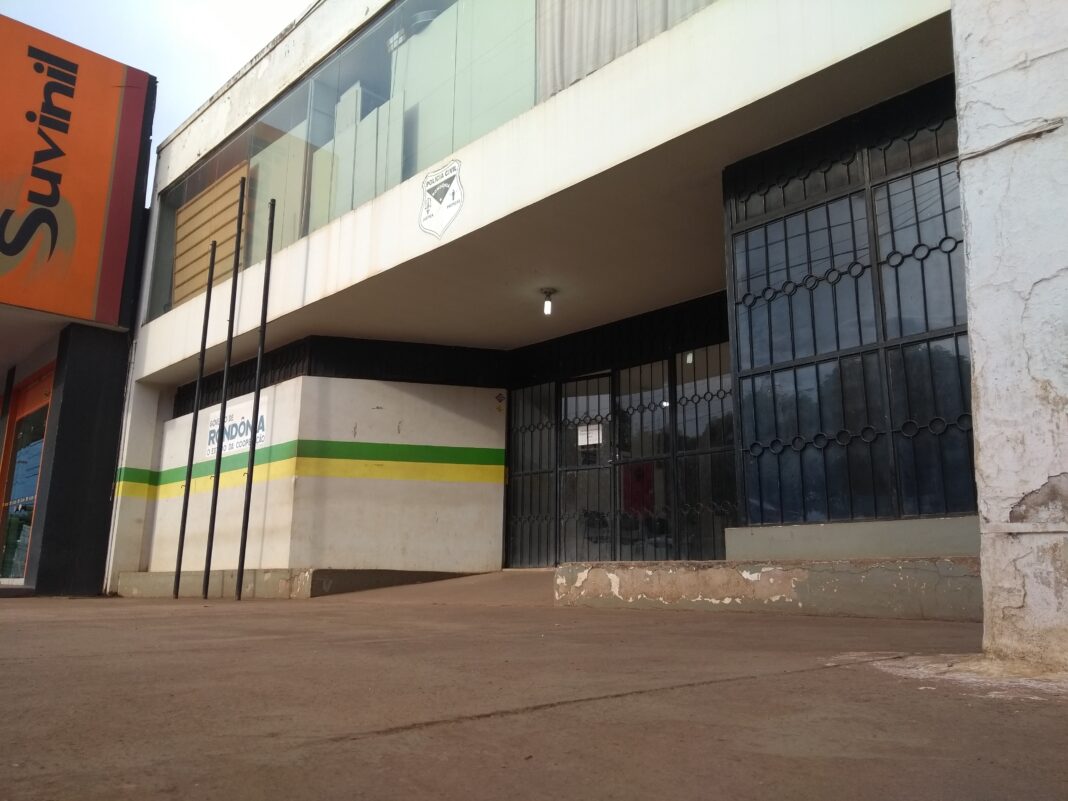 homem-e-preso-apos-tentar-estuprar-filha-adolescente-em-porto-velho homem-e-preso-apos-tentar-estuprar-filha-adolescente-em-porto-velho