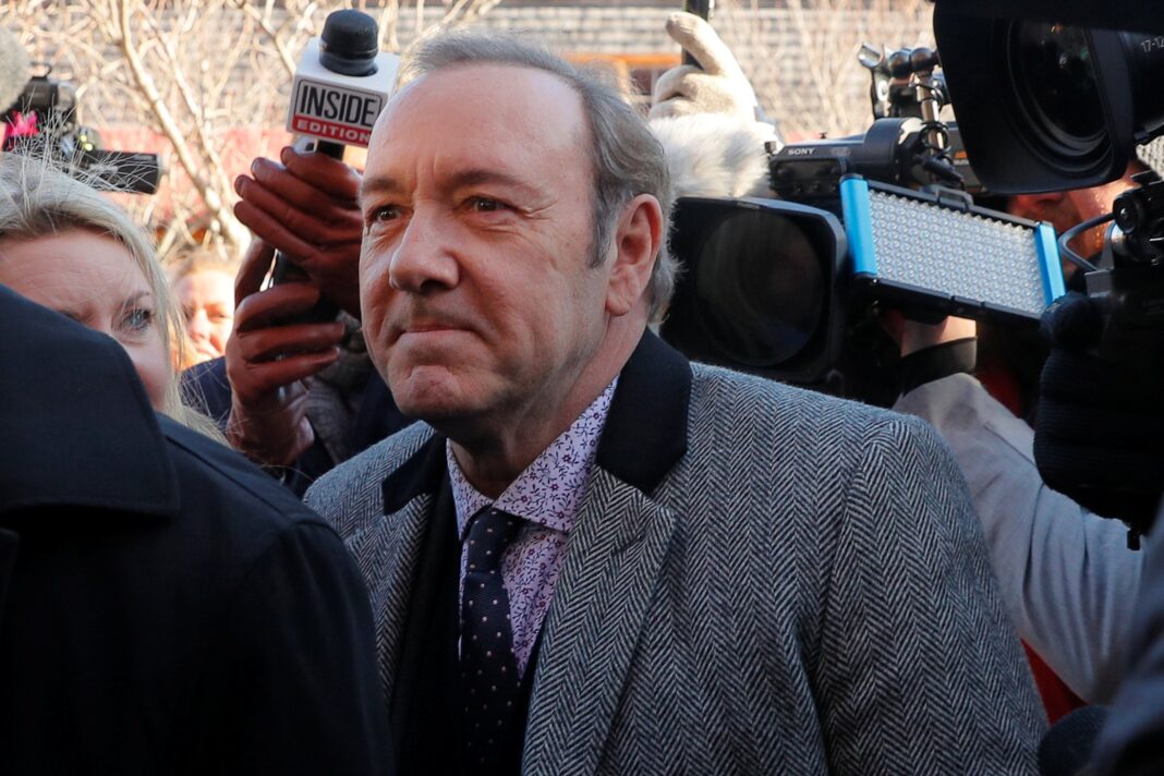 kevin-spacey-volta-a-ser-acusado-por-violencia-sexual kevin-spacey-volta-a-ser-acusado-por-violencia-sexual