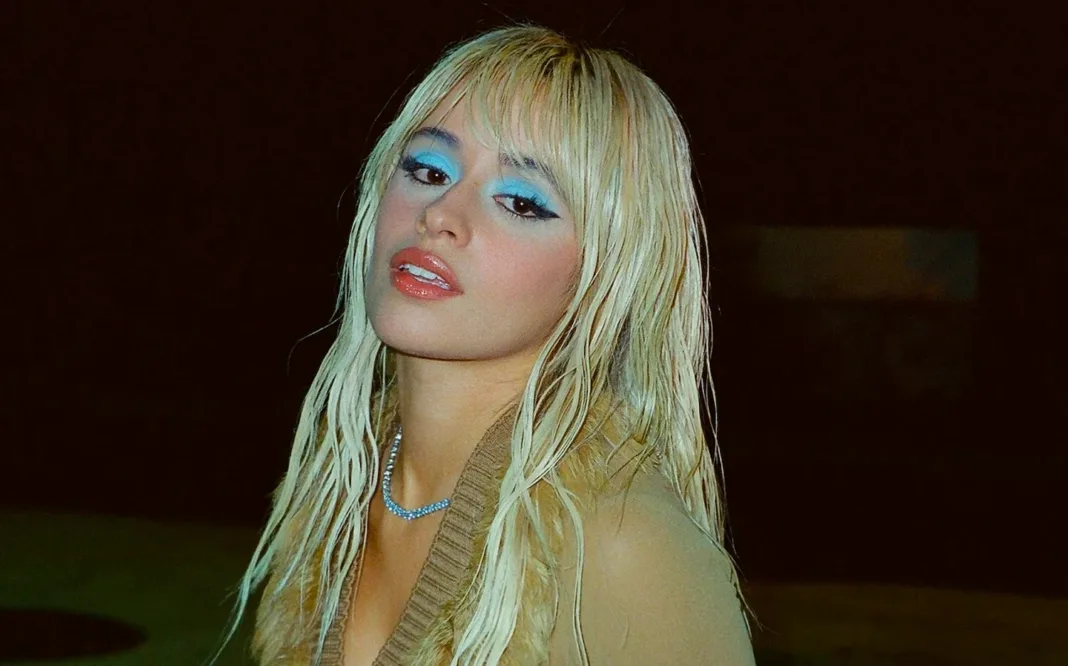 camila-cabello-e-anunciada-no-the-town-2025-no-dia-de-katy-perry