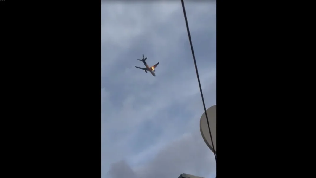 aviao-de-carga-da-fedex-faz-pouso-de-emergencia-apos-colisao-com-aves aviao-de-carga-da-fedex-faz-pouso-de-emergencia-apos-colisao-com-aves