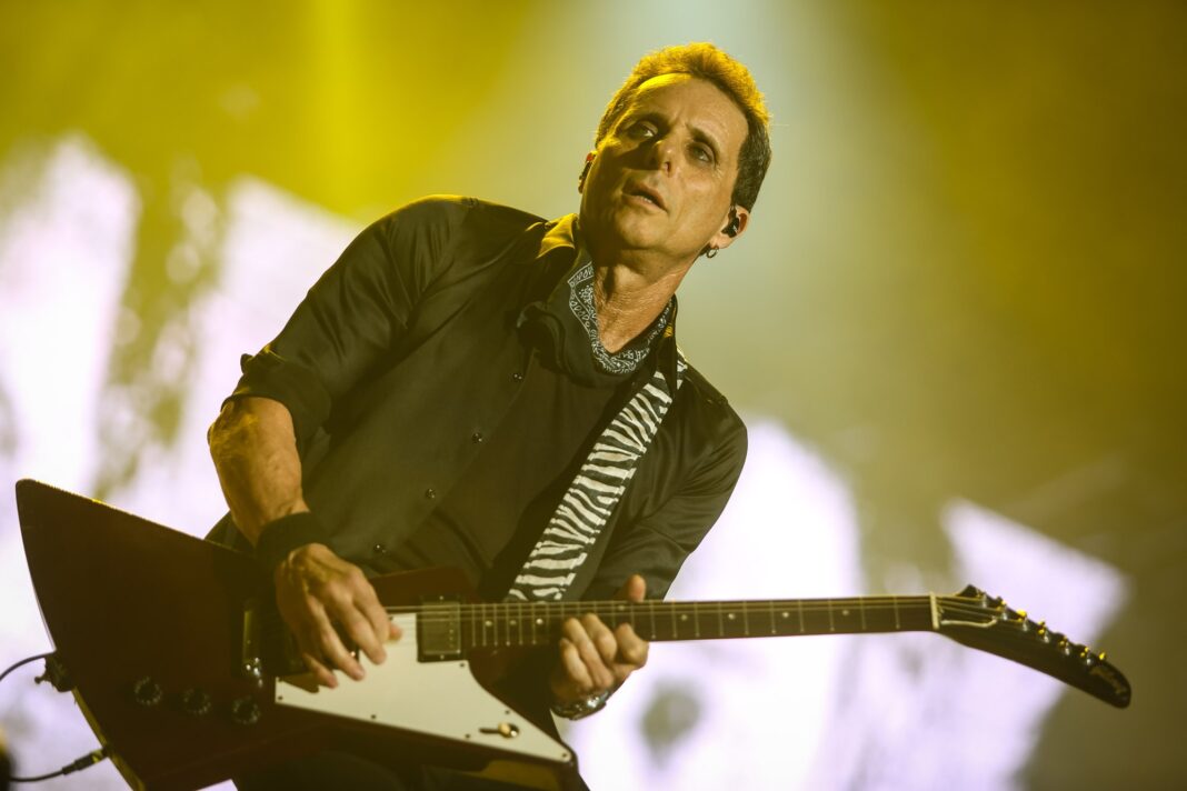 tony-bellotto,-guitarrista-dos-titas,-diz-ter-tumor-no-pancreas-e-passara-por-cirurgia