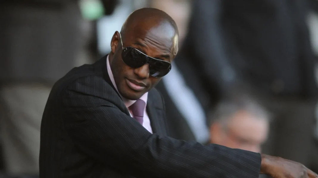 ex-jogador-da-premiere-league-e-detido-por-suspeitas-de-cinco-crimes ex-jogador-da-premiere-league-e-detido-por-suspeitas-de-cinco-crimes