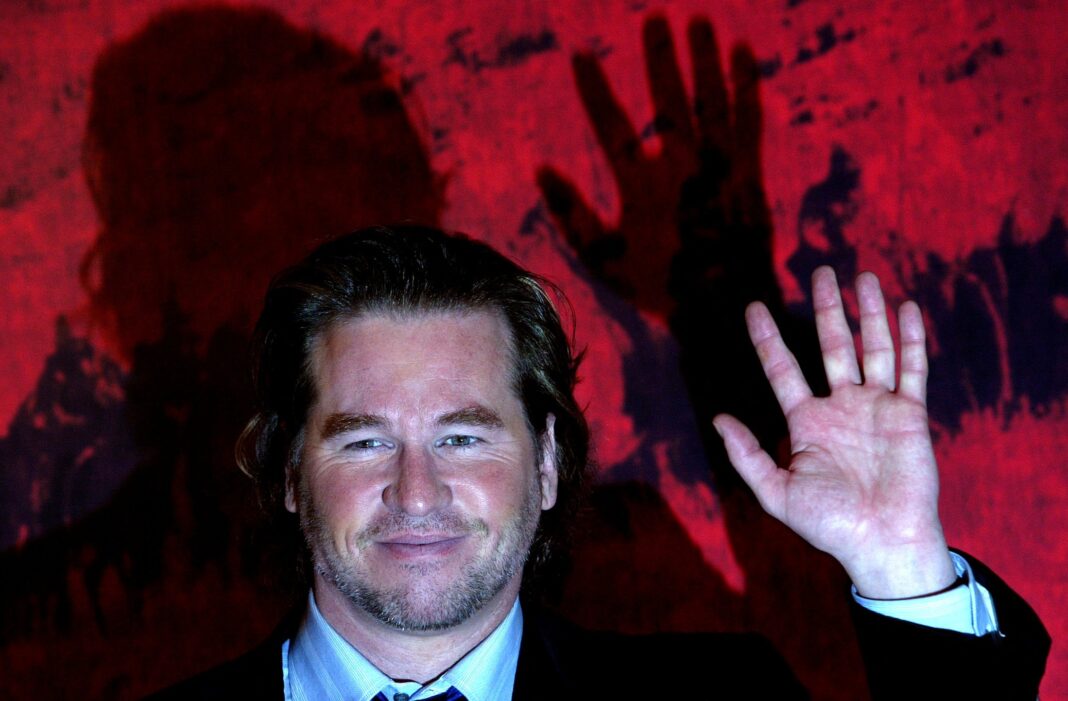 val-kilmer,-astro-que-interpretou-batman,-morre-aos-65-anos,-diz-jornal