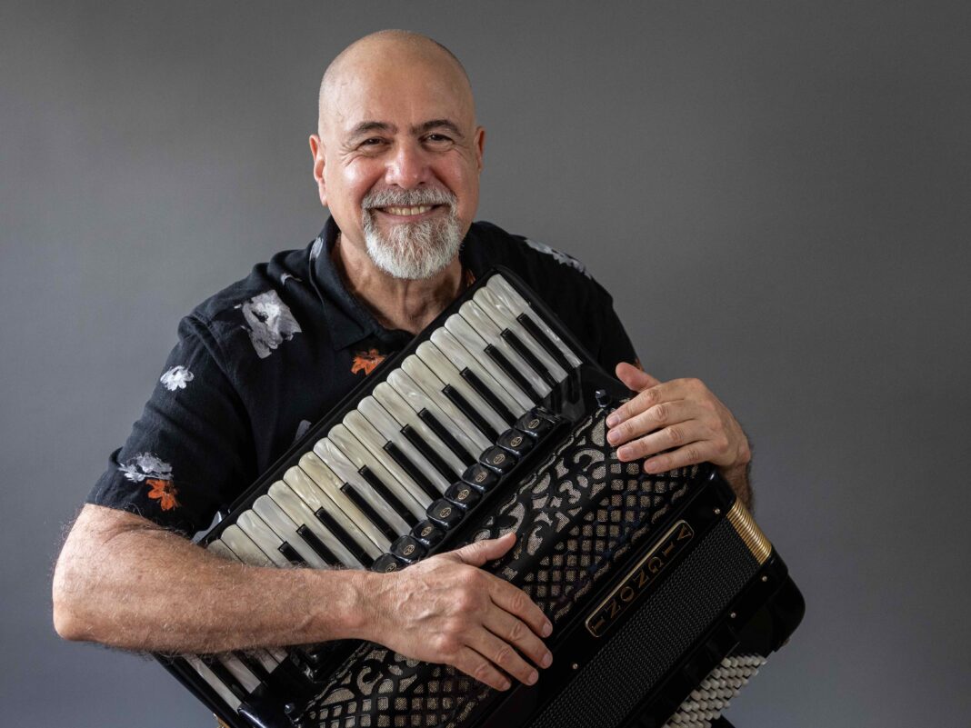 a-‘sanfonada’-de-toninho-ferragutti-em-album-autoral-derivado-da-quarentena