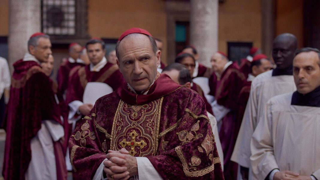 ‘conclave’-e-o-conteudo-mais-visto-no-prime-video-brasil-apos-morte-do-papa-francisco