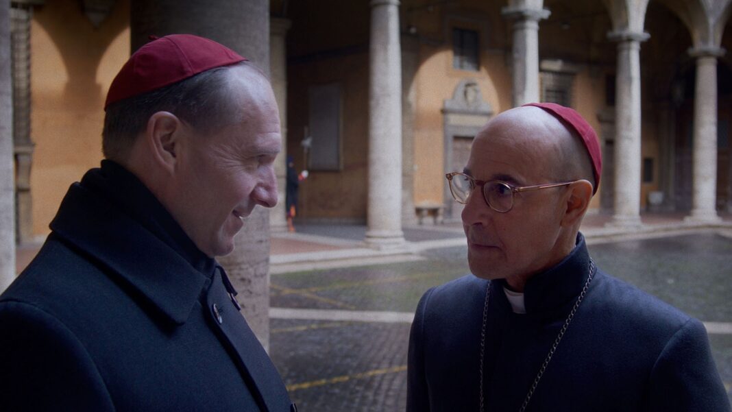 ‘conclave’-e-um-otimo-e-imprevisivel-drama-sobre-a-escolha-de-um-novo-papa;-g1-ja-viu