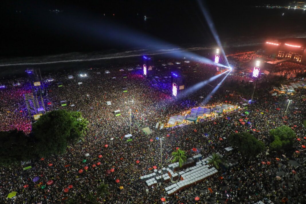 assista-ao-show-de-lady-gaga-em-copacabana assista-ao-show-de-lady-gaga-em-copacabana