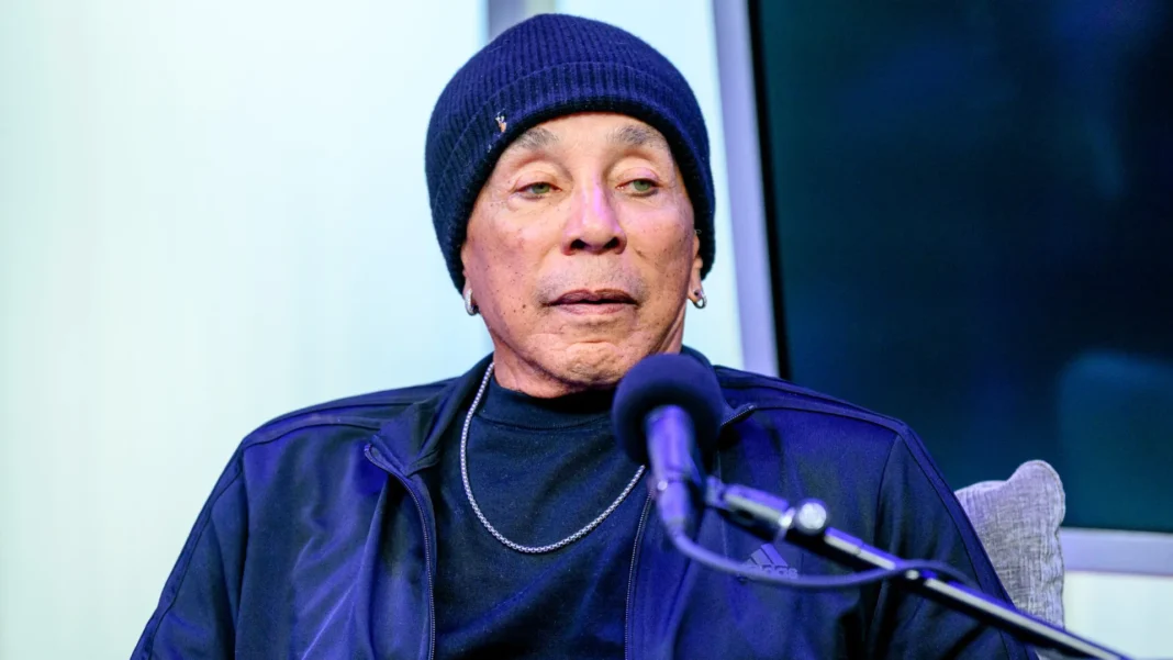 smokey-robinson-e-acusado-de-estupro-por-quatro-ex-funcionarias smokey-robinson-e-acusado-de-estupro-por-quatro-ex-funcionarias