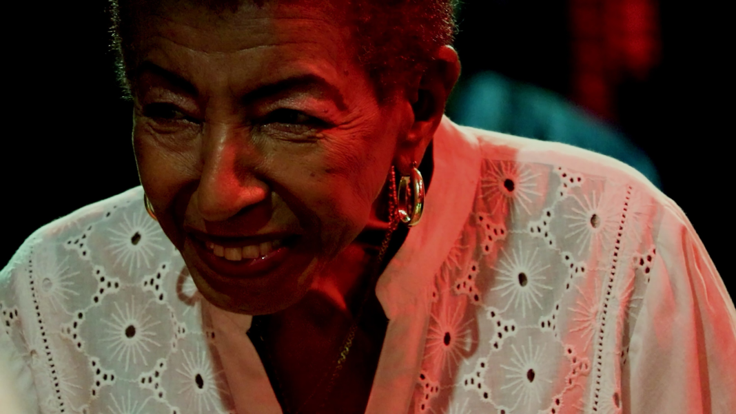 leci-brandao-tem-enfocado-em-filme-o-percurso-militante-no-samba-e-na-vida leci-brandao-tem-enfocado-em-filme-o-percurso-militante-no-samba-e-na-vida