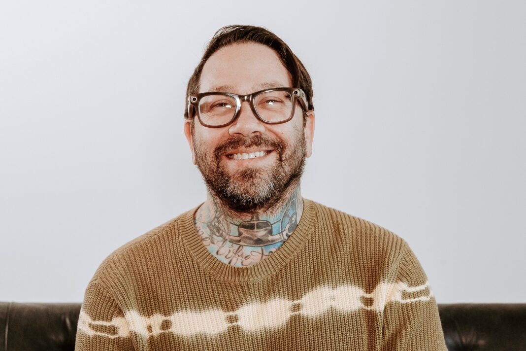 dave-shapiro,-executivo-de-hanson-e-vanessa-carlton,-morre-em-acidente-aereo-nos-eua dave-shapiro,-executivo-de-hanson-e-vanessa-carlton,-morre-em-acidente-aereo-nos-eua