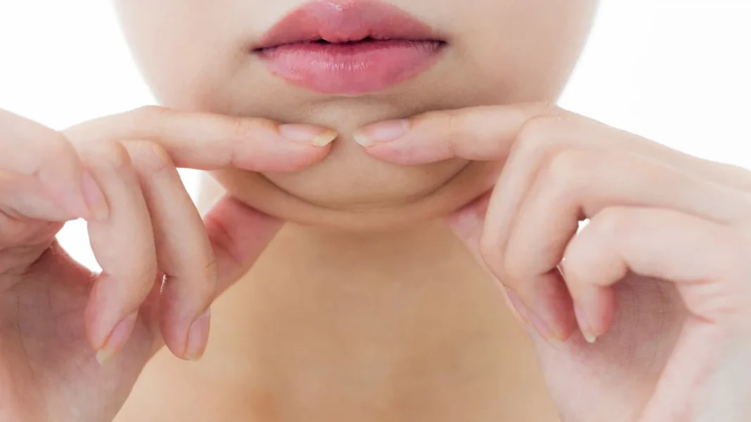 dez-alimentos-que-deixam-o-rosto-inchado;-veja