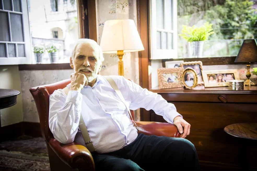 ‘estava-sereno’:-filho-de-francisco-cuoco-relembra-ultimos-momentos-com-o-pai ‘estava-sereno’:-filho-de-francisco-cuoco-relembra-ultimos-momentos-com-o-pai