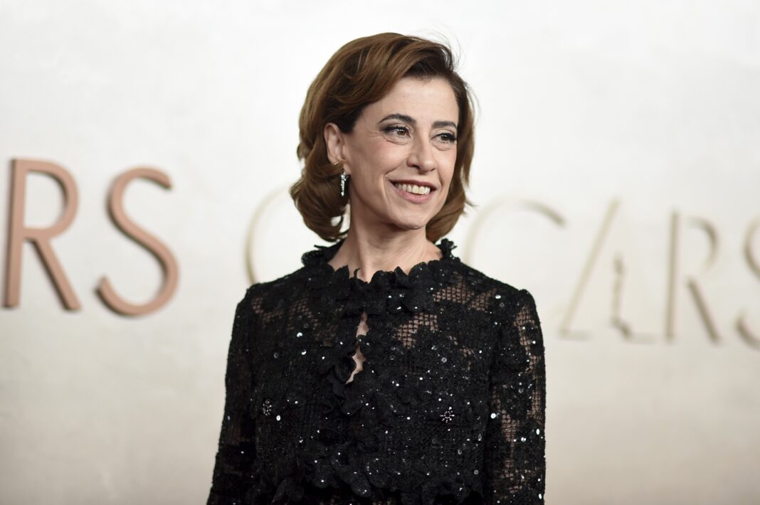 fernanda-torres-e-outros-9-brasileiros-sao-convidados-para-a-academia-organizadora-do-oscar fernanda-torres-e-outros-9-brasileiros-sao-convidados-para-a-academia-organizadora-do-oscar
