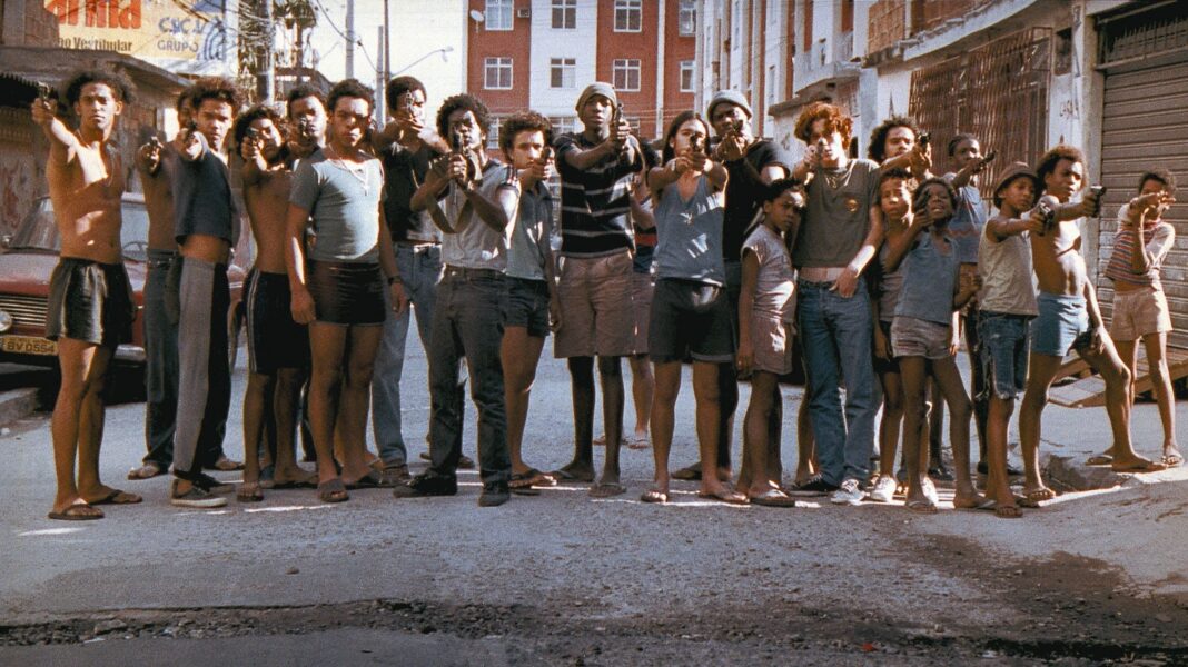 ‘cidade-de-deus’-e-unico-filme-brasileiro-em-lista-do-nyt-dos-100-melhores-do-seculo-xxi