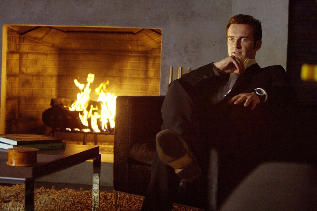 julian-mcmahon,-ator-de-‘quarteto-fantastico’,-morre-aos-56-anos