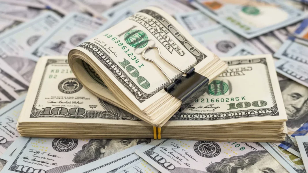 dolar-supera-r$-5,50-com-tarifas-de-trump-sobre-o-brasil