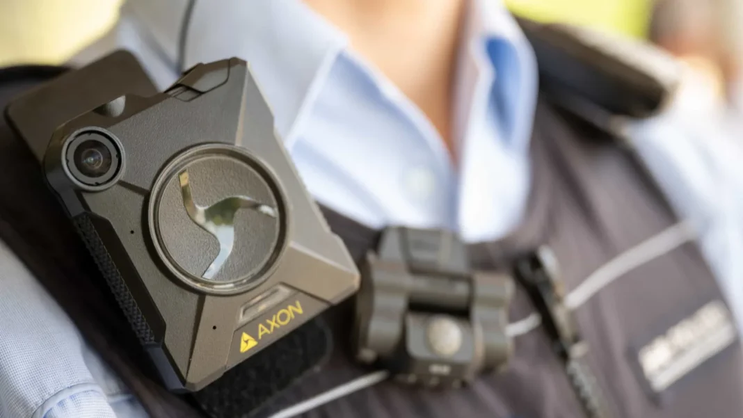 acesso-a-imagens-de-cameras-corporais-de-pms-pode-demorar-meses-e-atrasa-investigacoes
