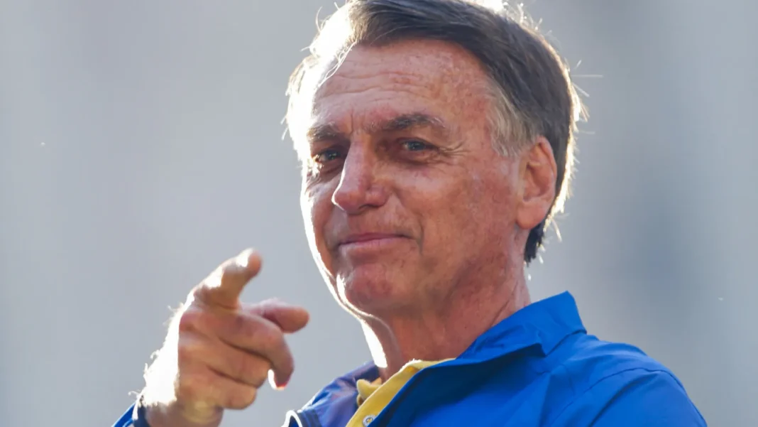 bolsonaro-deixa-prisao-domiciliar-e-vai-a-hospital-para-exames-medicos