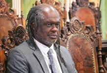 Sílvio Humberto responde a críticas de ativista sobre promessas eleitorais