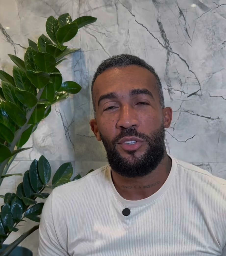 bahianoar-tarcisio-coiffeur-faz-desabafo-em-video-e-diz-que-sofreu-exposicao-injusta-whatsapp-image.jpeg