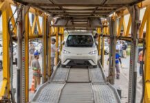 BYD Realiza Primeiro Carregamento de Carros Montados em Camaçari (BA)