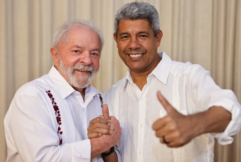 Lula-e-Jeronimo-inauguram-fabrica-da-BYD-em-Camaca0136380700202510081814-ScaleDownProportional-933x6.webp