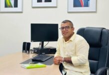 40 mil estudantes da rede municipal ganham tênis novos e de qualidade