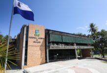 Prefeitura de Camaçari investe quase R$ 11 milhões em tênis escolares