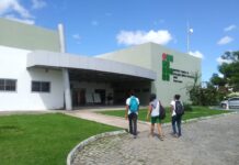 Homens são flagrados furtando cobre no campus do IFBA