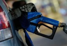 Gasolina alta na Bahia força motoristas de Camaçari a escolhas difíceis