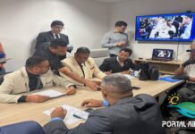 Comissões da Câmara de Camaçari analisam reajuste de professores e adiam votação