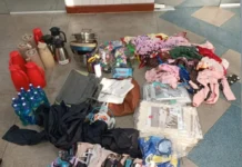 Duas mulheres são presas suspeitas de furto a loja em Camaçari