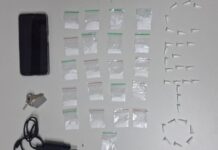 Suspeito é preso com drogas após se esconder em cozinha de bar em Camaçari