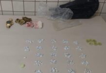 Suspeito é preso com 260 pinos de cocaína em Areias