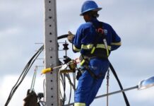 Coelba anuncia corte temporário de energia em vários bairros de Camaçari