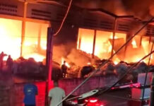 Incêndio de grandes proporções destrói galpão de reciclagem em Camaçari