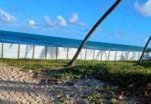 Justiça determina reabertura de acesso à praia de Jacuípe em Camaçari