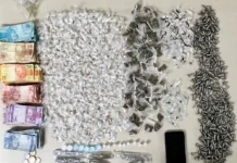 Polícia recupera veículo roubado e prende suspeito com drogas em Camaçari