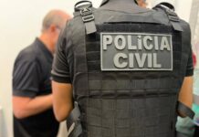 Homem com mandado por tráfico e porte ilegal de arma é preso em Simões Filho