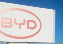 Obras da fábrica chinesa BYD em Camaçari paralisadas por trabalhadores
