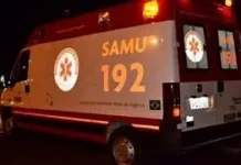 Homem ferido em via pública recebe atendimento do SAMU em Camaçari