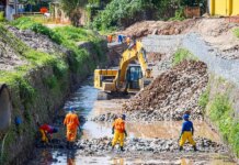 Obras de macrodrenagem no Rio Camaçari avançam para nova fase