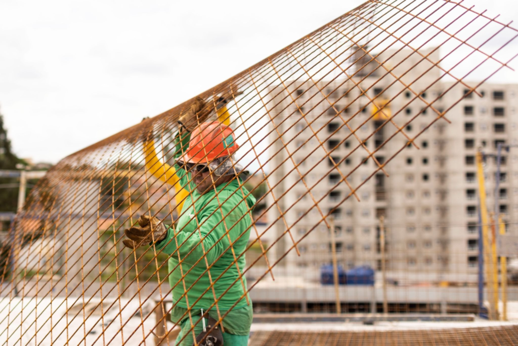 1786703786_Obra-da-construcao-civil_Credito-Comunicacao-MRV-1024x683.png