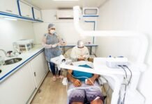 Odontomóvel oferece atendimento de saúde bucal no Algarobas