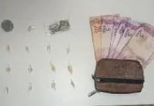 Suspeito foge e abandona drogas em ação policial no Centro de Camaçari