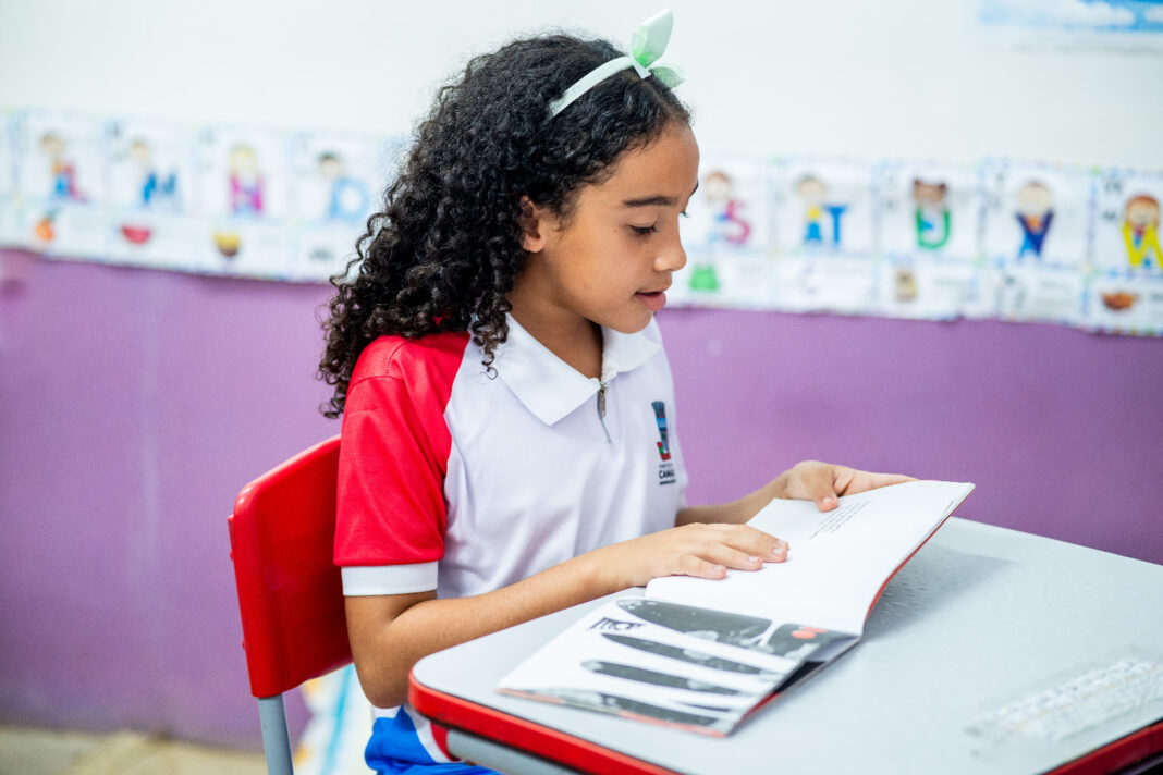camacari-amplia-desempenho-no-ideb-e-tem-escolas-e0139785500202608071156.jpg